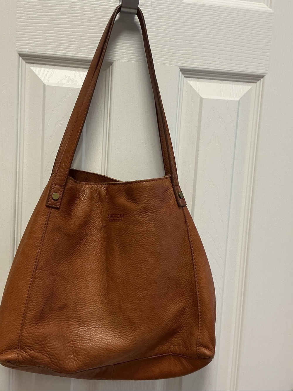 American Leather Co. Brown Pebbled Shoulder Bag Zip Top Magnetic Beige Lined
